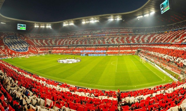 哈兰德梅开二度助曼城大胜，领跑英超射手榜