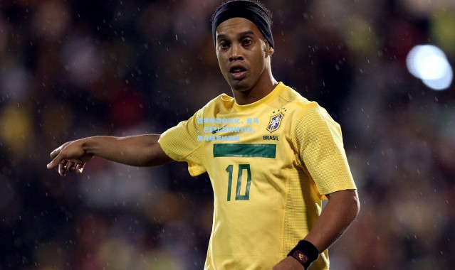 西甲争冠白热化，皇马、巴萨上演终极对决，黑马赫罗纳搅局